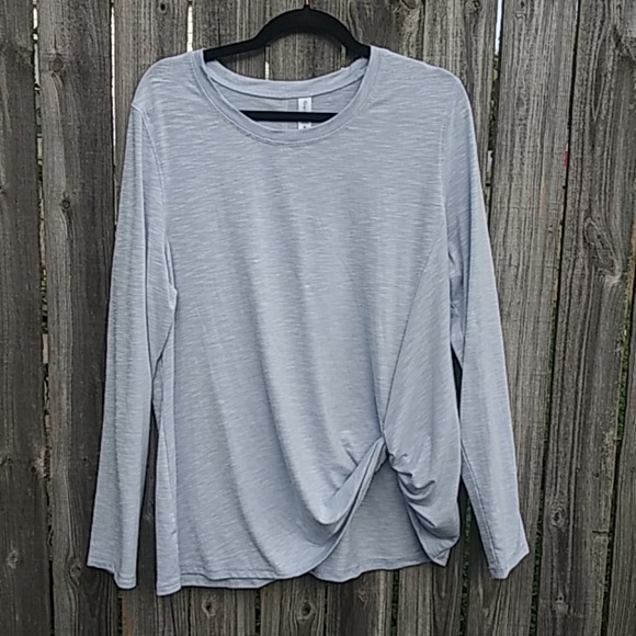 Ideology Tops - Ideology long sleeve knot tee xl